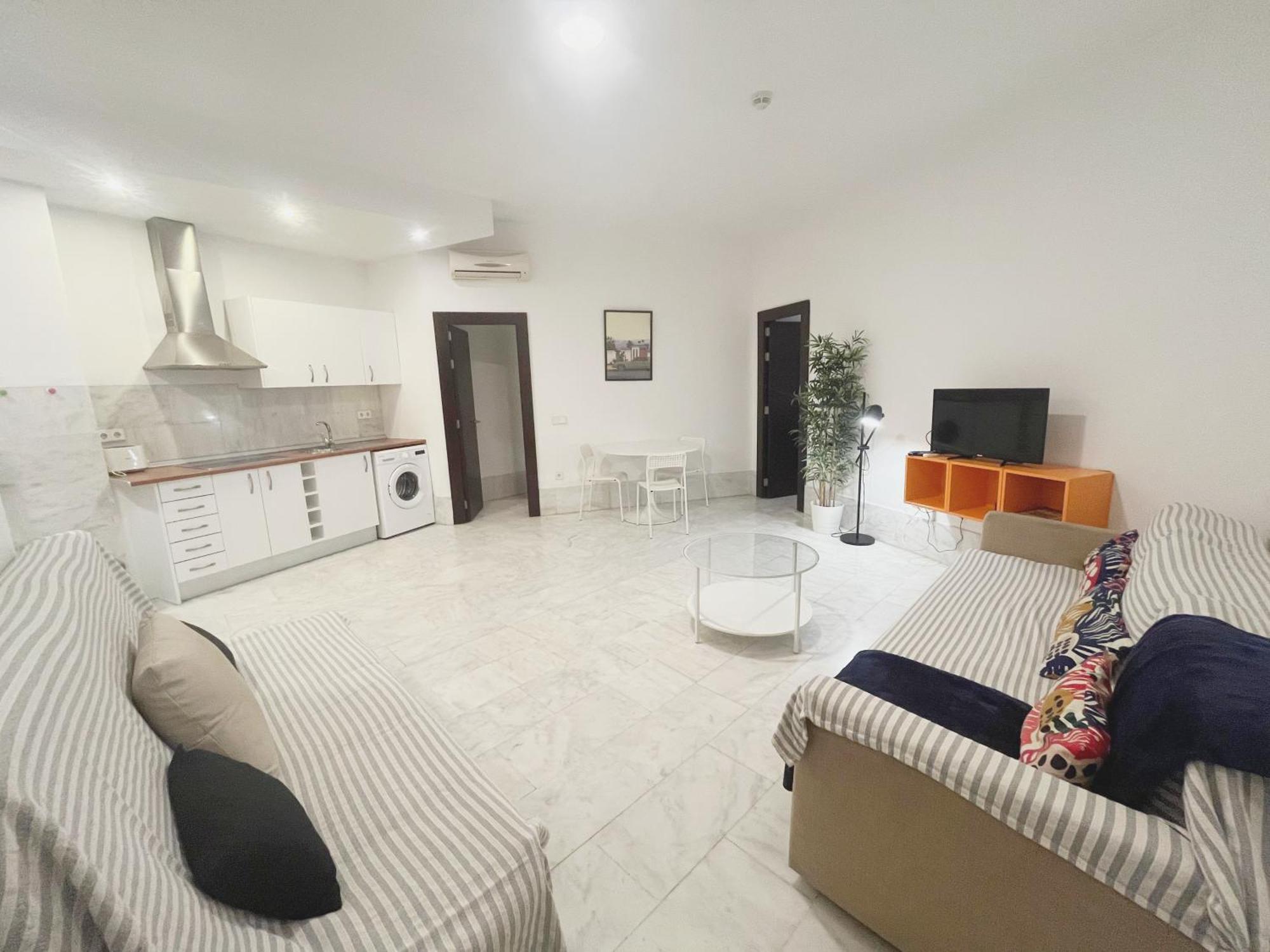 Center Sevilla Confort 6 Екстериор снимка